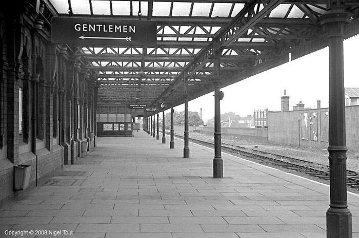 Leicester Central station, platform 6