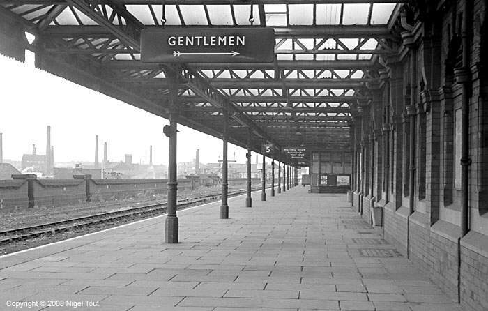 Leicester Central station, platform 5
