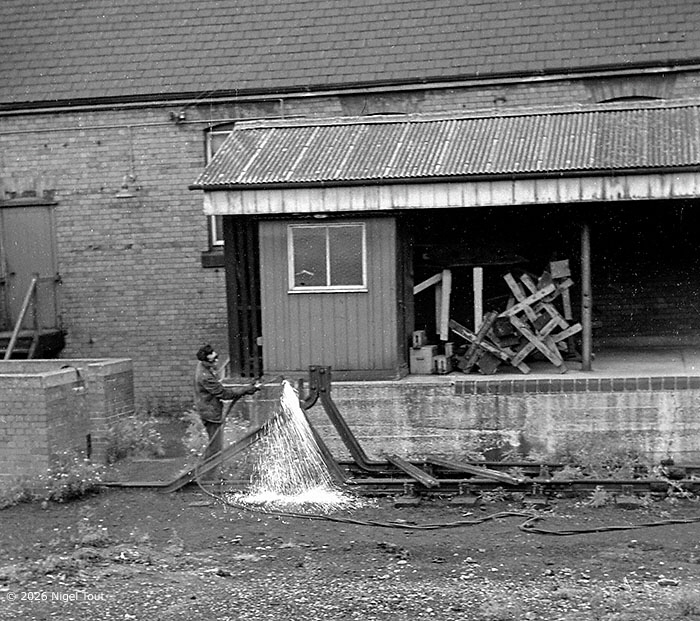 Leicester Central station, removing loading dock stop Leicester Central station, removing loading dock stop